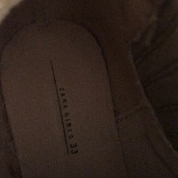 Zara - Picture 5 of 5